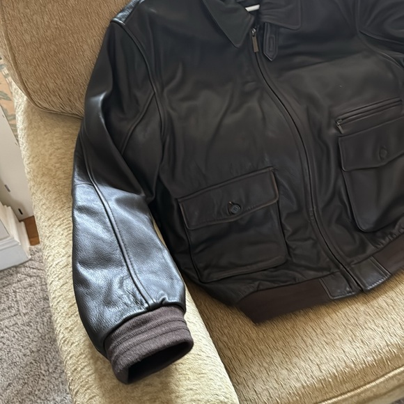Bombers leather coat/jacket - Picture 5 of 10